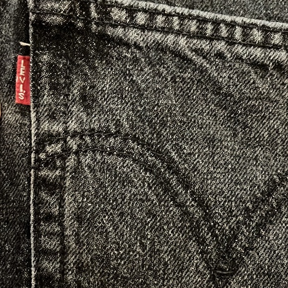 Levi's Denim - LEVI’s • EUC big E tab wellthread “ribcage straight” jean in black • size 31